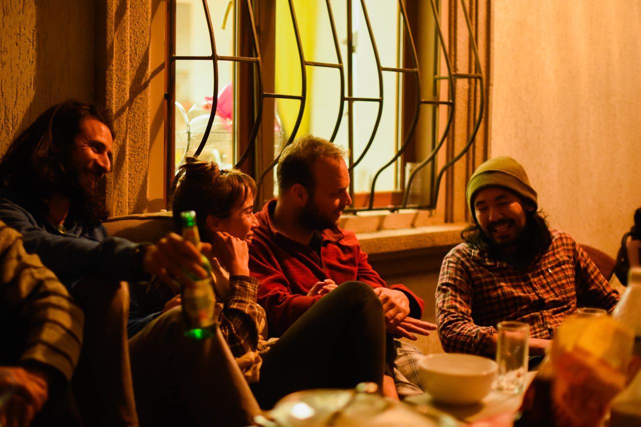 "European" Backpackers Hostel In Almaty Exterior foto